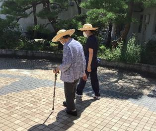 屋外歩行訓練