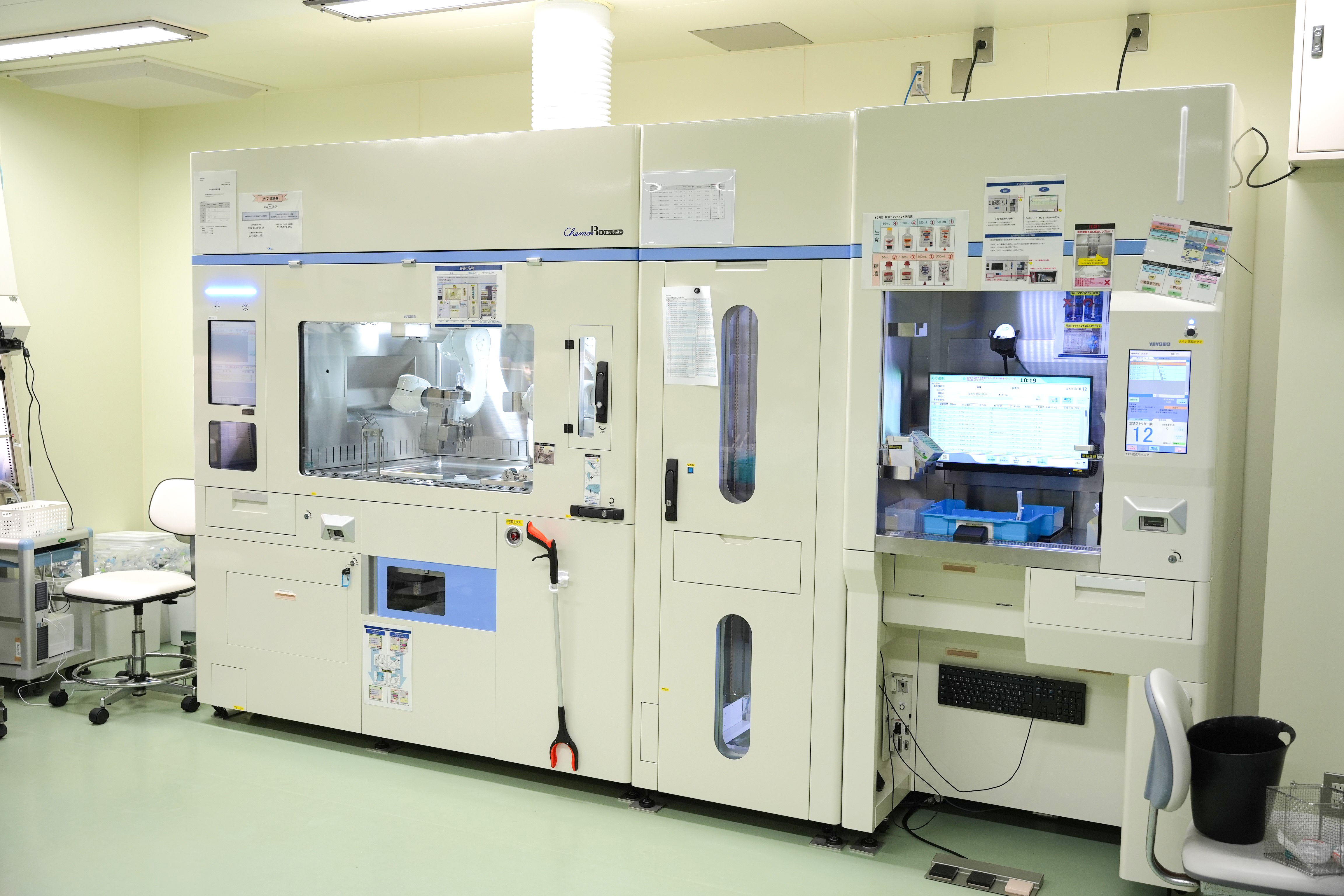 抗がん剤調製ロボット1