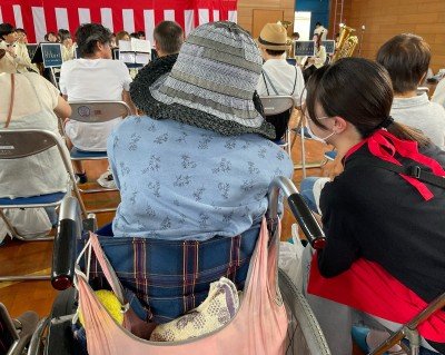 ロザリオ福祉2.jpg